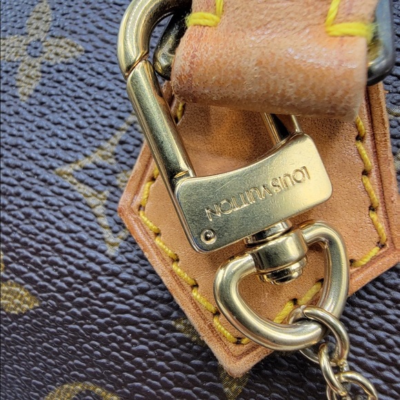 Louis Vuitton Pastilles Fleur De Bag Charm - Picture 3 of 3